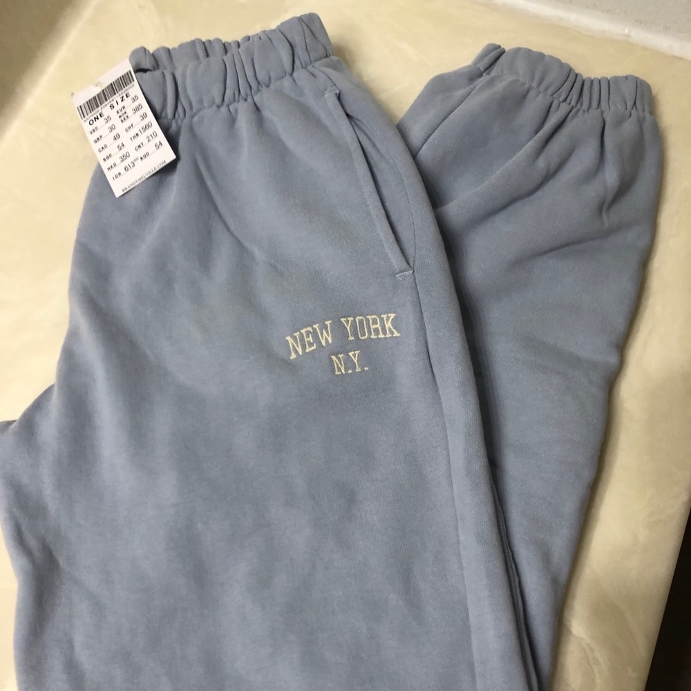 Brandy baby blue “NY” Rosa sweatpants